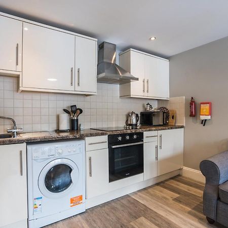 Trinity Mews Apartment Торки Екстериор снимка
