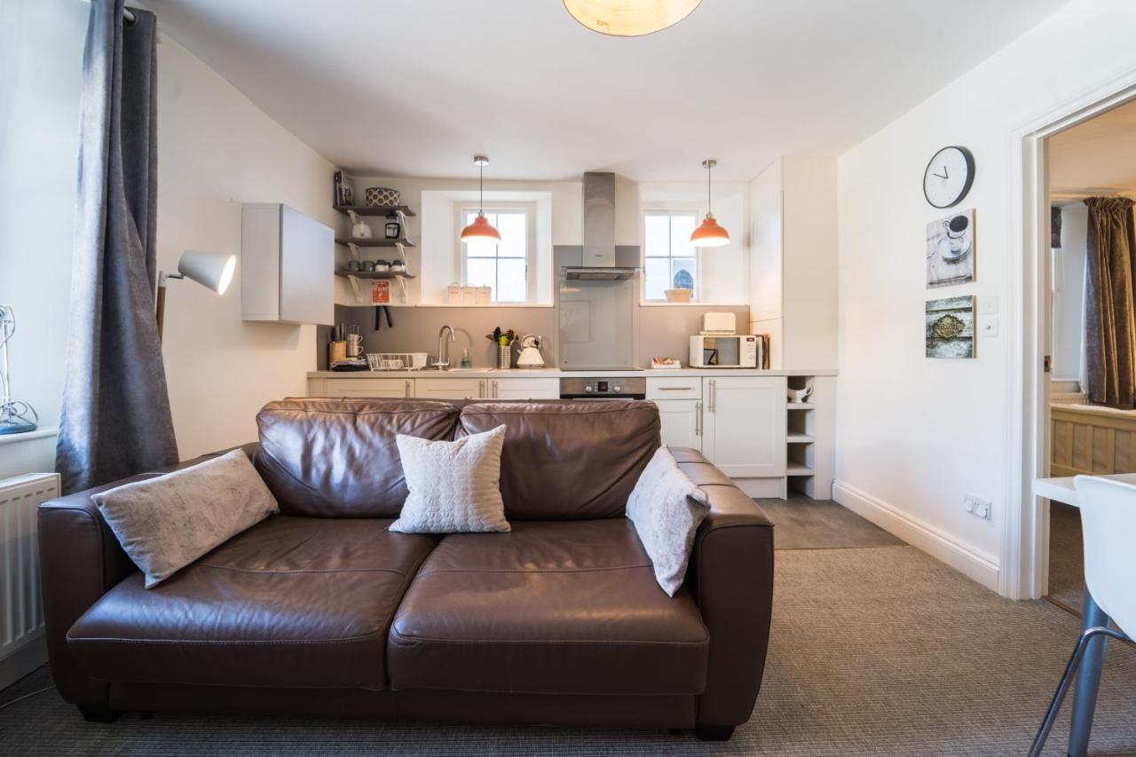 Trinity Mews Apartment Торки Екстериор снимка