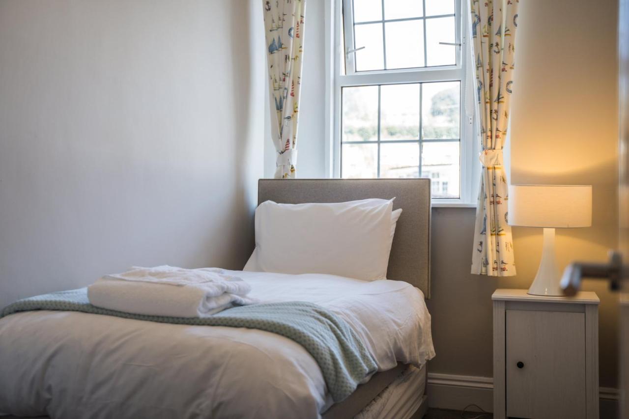 Trinity Mews Apartment Торки Екстериор снимка