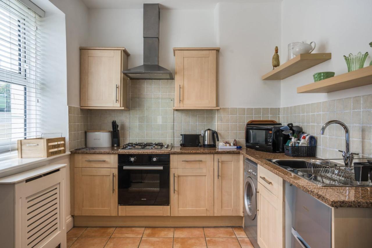 Trinity Mews Apartment Торки Екстериор снимка