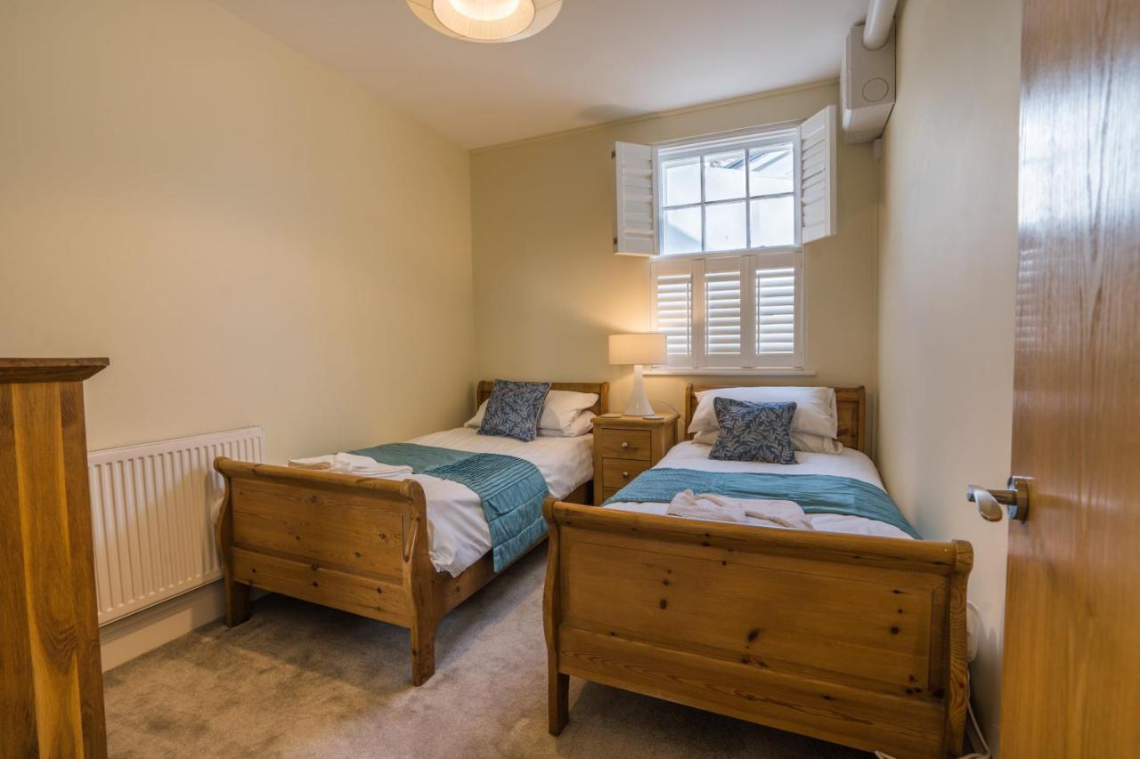 Trinity Mews Apartment Торки Екстериор снимка