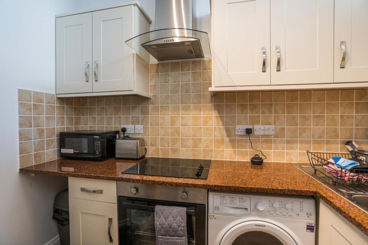 Trinity Mews Apartment Торки Екстериор снимка