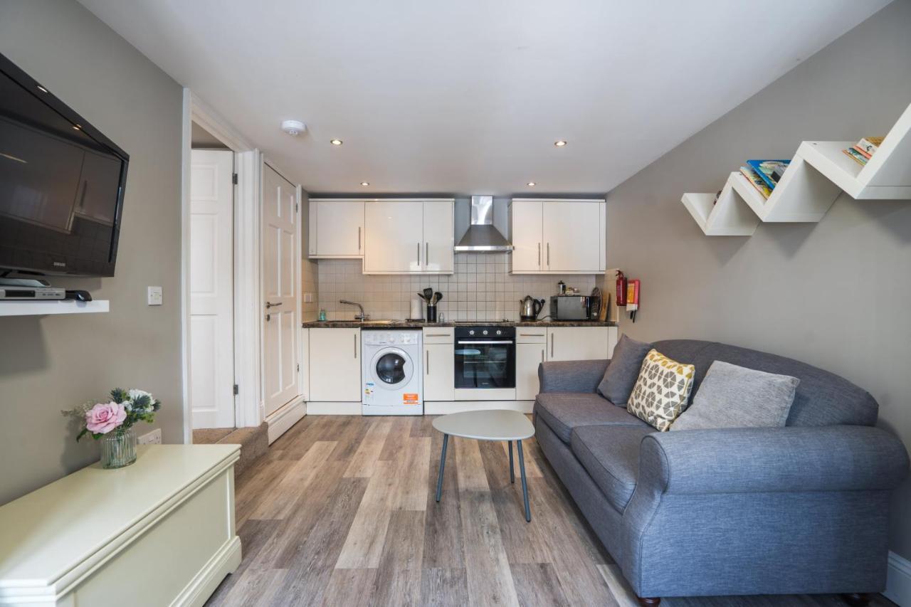 Trinity Mews Apartment Торки Екстериор снимка